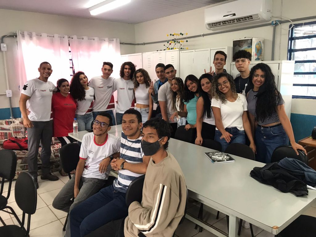 Foto da estudante Gabriela Dourado 3°E